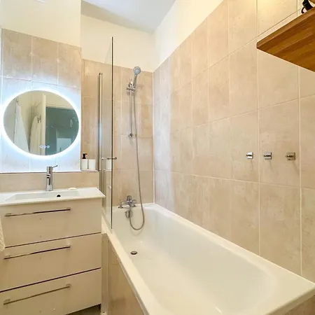 Ferienhaus Flexliving - - Echiquier Paris